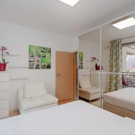 Modern And Beauty Riverside Terrace Privat Parking Appartement *